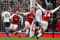 أرسنال يسقط توتنهام في دربي شمال لندن وسيتي يواصل تحليقه