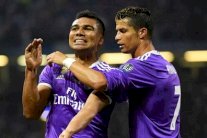 رونالدو يشعر بالخيانة من كاسيميرو.. والسبب نيمار