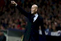 بيريز يحدد الكلاسيكو القادم لحسم مستقبل زيدان