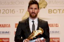 ميسي يرشح نيمار ومبابي لنيل جائزة