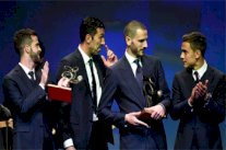 يوفنتوس يهيمن على جوائز الدوري الإيطالي لعام 2017