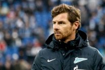 شنغهاي سيبغ يتخلى عن خدمات مدربه البرتغالي فياش-بواش