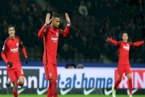 بواتنغ يُسقط فريقه السابق ومونشنغلادباخ يخسر بثلاثية