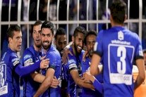 الهلال مرشح للحفاظ على سجله خاليا من الهزائم