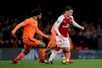 تعادل مجنون بين أرسنال وليفربول في الدوري الإنكليزي