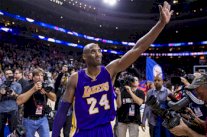 ليكرز يُدخل كوبي براينت نادي الأساطير