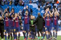 برشلونة يسحق ريال مدريد في ملعبه بثلاثية نظيفة