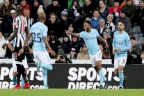 ستيرلينغ يضع مان سيتي على بعد فوز من رقم بايرن