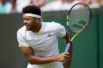 تسونغا لن يشارك في دورة الدوحة بسبب إصابة في رسغ اليد