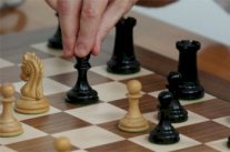 الشطرنج يثير أزمة بين السعودية وقطر