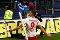 هامبورغ يهزم ليفركوزن بهدف لاعب... معار منه