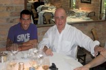 وكيل أعمال إيطالي: صفقة تيفيز وباتو كانت ستغير تاريخ ميلان !