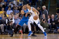 ووريرز يسحق شيكاغو بولز وكليفلاند يوقف انتصارات انديانا