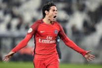 كافاني يفضّ الشراكة مع ميسي في صدارة هدافي أوروبا