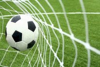 لاعبو كرة القدم يواجهون خطرا متزايدا للإصابة بأمراض الدماغ