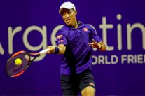 نيشيكوري الى ربع النهائي دورة بوينوس ايرس