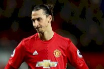 مورينيو واثق من بقاء إبراهيموفيتش موسماً إضافياً