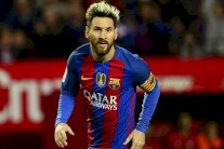 ميسي يوقع أول عقد مهم في عام 2017