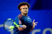 زفيريف يقصي تسونغا من نصف نهائي دورة مونبلييه