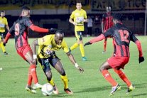 هلال الأبيض والمغرب الفاسي إلى الدور الأول في كأس الاتحاد الأفريقي