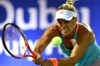 كيربر الى ربع نهائي دورة دبي