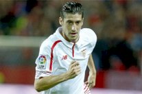 نادي إشبيلية يجدد عقد ظهيره سيرجيو اسكوديرو لسنتين اضافيتين 