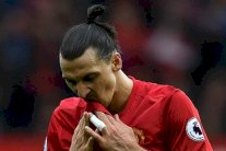 إيقاف إبراهيموفيتش ثلاث مباريات لسوء السلوك