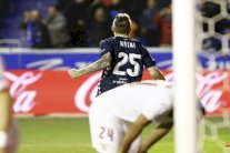 الافيس يفرمل إشبيلية في الدوري الإسباني