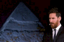 وزير الآثار المصري السابق يصف ميسي بـ 