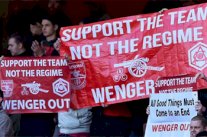 ضغط متزايد على فينغر بعد الاقصاء المذل أمام بايرن ميونيخ