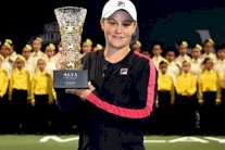 الأسترالية بارتي تتقدم 66 مركزا في تصنيف المحترفات