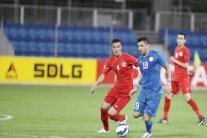 وفاة بطل العالم السابق للفورمولا 1 البريطاني جون سورتيس