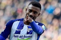 كالو يمدد عقده مع هرتا برلين