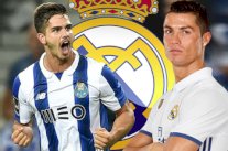 رونالدو يطالب إدارة ريال مدريد بالتعاقد مع مهاجم برتغالي !