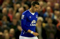 انتهاء موسم الأرجنتيني فونيس موري مدافع إيفرتون