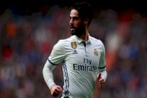 إيسكو يعلن التحدي ويطالب ريال مدريد برفع راتبه