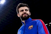 برشلونة يستقبل بيكيه بحفاوة بعد هجومه على ريال مدريد