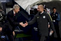 غوارديولا يثق بقدرة فينغر على إسكات منتقديه