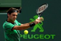 فيدرر يهزم نادال مجددا ويحرز لقب دورة ميامي