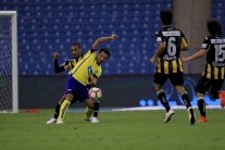 النصر يحافظ على الوصافة والأهلي يفقد نقطتين ثمينتين