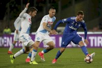 نابولي يفرمل يوفنتوس وبيلوتي ينقذ تورينو من الخسارة