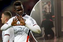 بالوتيلي يحتفل بالفوز على ليل بـ 