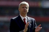 آرسنال يصدم جماهيره ويقرر الإبقاء على فينغر لعامين آخرين