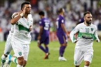 السومة يقود الأهلي إلى تعادل مثير مع العين