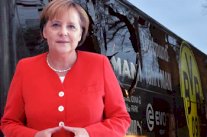 ميركل تندد بالهجوم