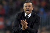 انريكي يؤمن بتحقيق برشلونة