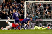 اندرلخت ينتزع التعادل من يونايتد وفوز صاخب لليون على بشيكتاش