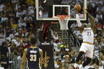 بداية صعبة لكليفلاند حامل اللقب في البلاي اوف