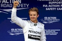 ظل روزبرغ واسمه يطاردان بوتاس في مرسيدس