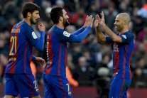 ثورة تجديد برشلونة تبدأ بالاستغناء عن 3 لاعبين